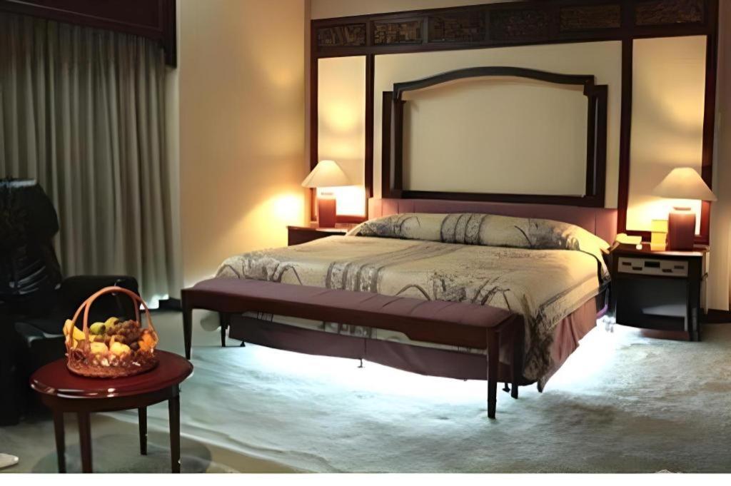 Kartika Chandra Hotel Джакарта Екстер'єр фото
