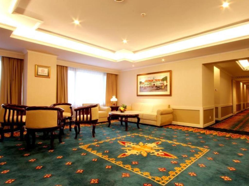 Kartika Chandra Hotel Джакарта Екстер'єр фото