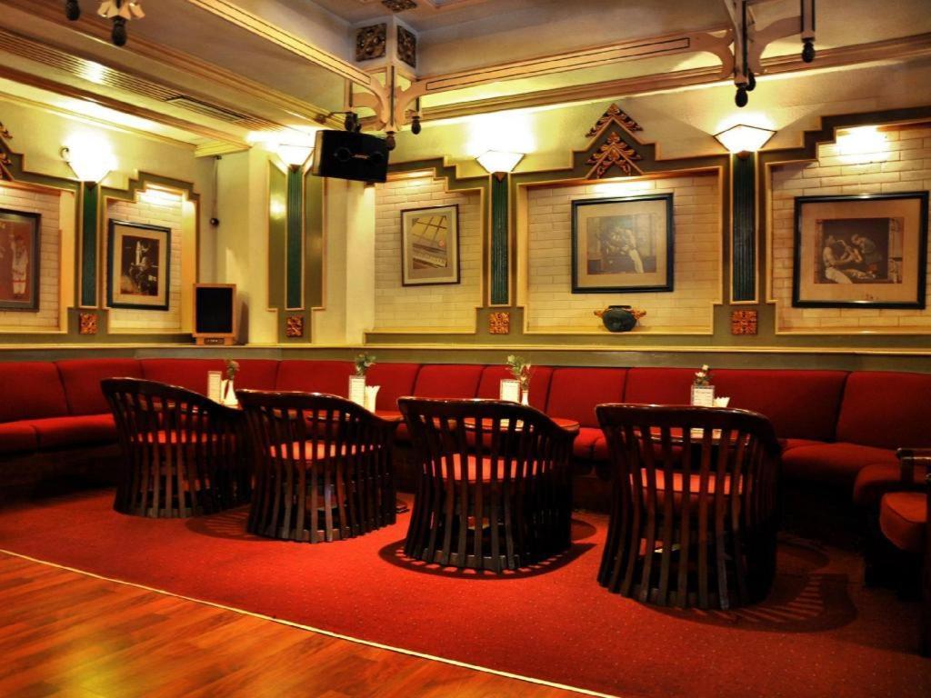 Kartika Chandra Hotel Джакарта Екстер'єр фото