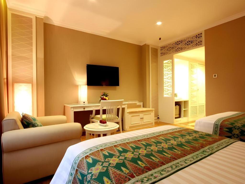 Kartika Chandra Hotel Джакарта Екстер'єр фото