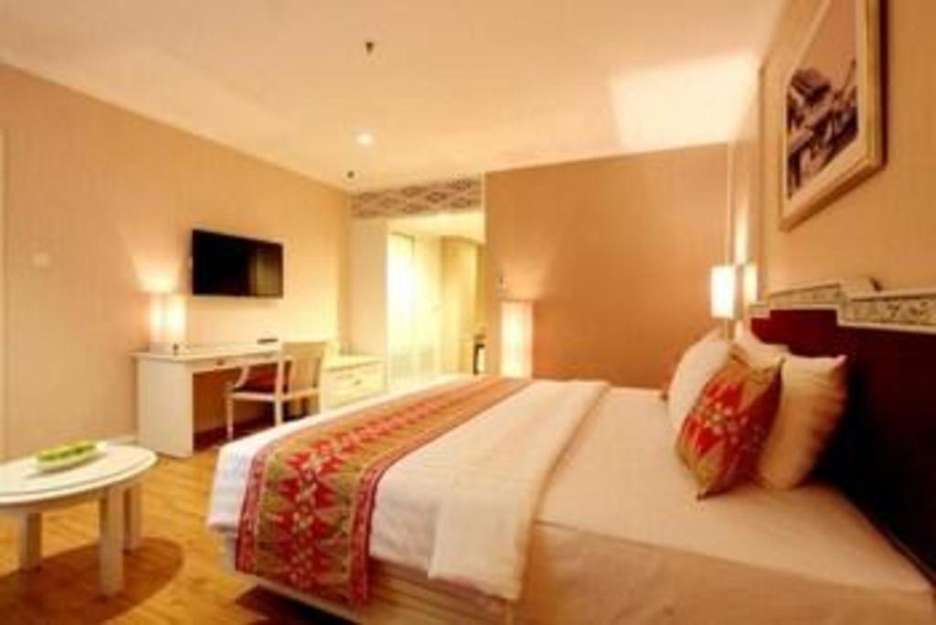 Kartika Chandra Hotel Джакарта Екстер'єр фото