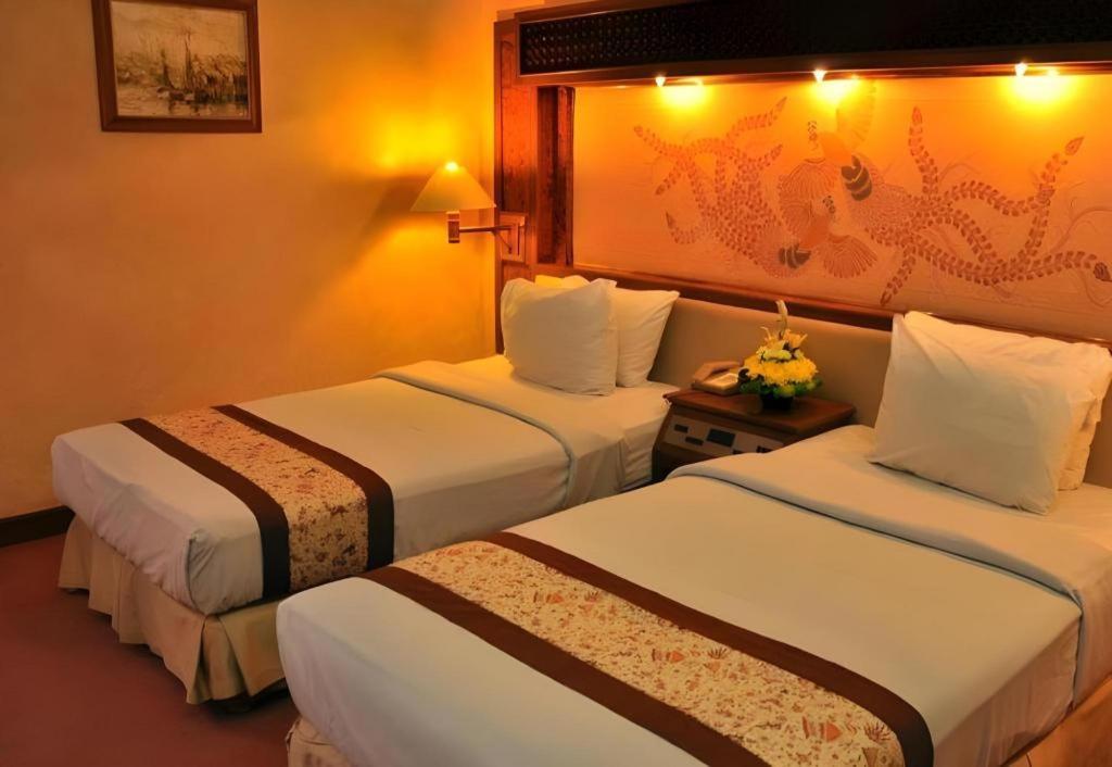 Kartika Chandra Hotel Джакарта Екстер'єр фото