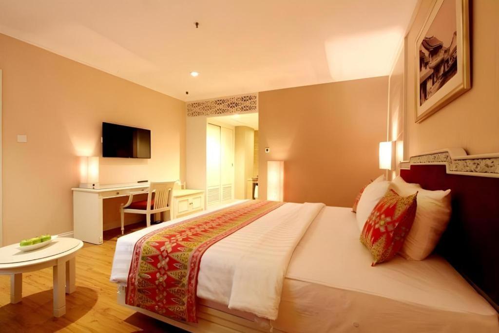 Kartika Chandra Hotel Джакарта Екстер'єр фото