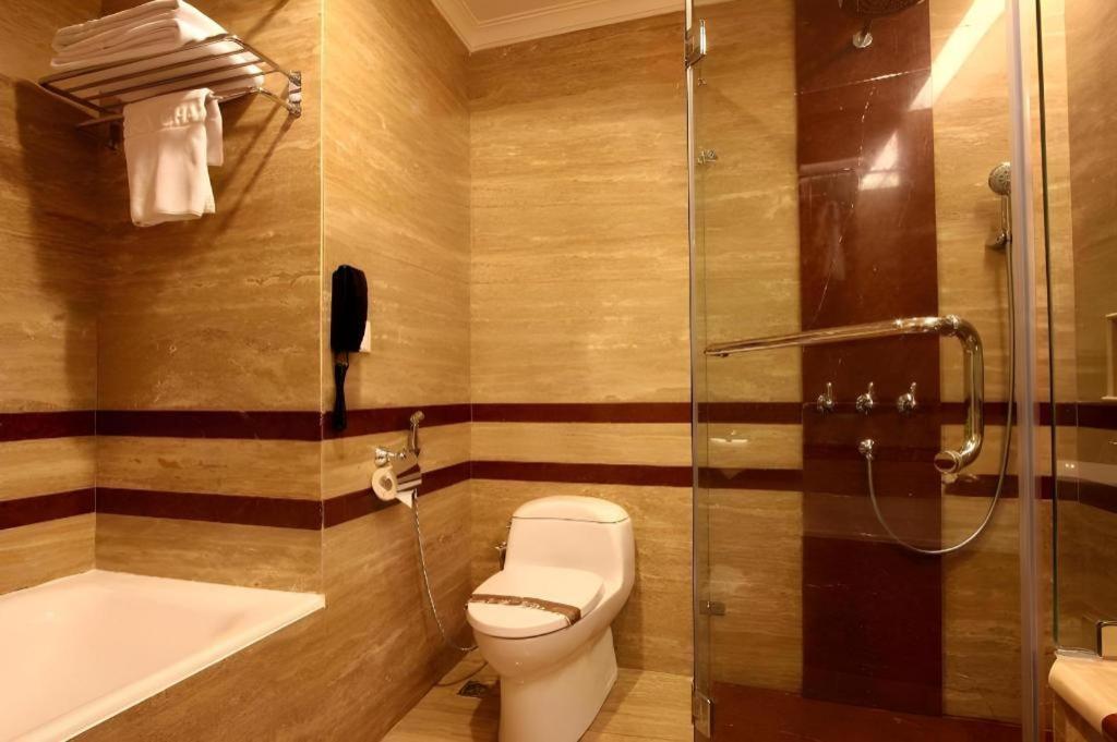 Kartika Chandra Hotel Джакарта Екстер'єр фото