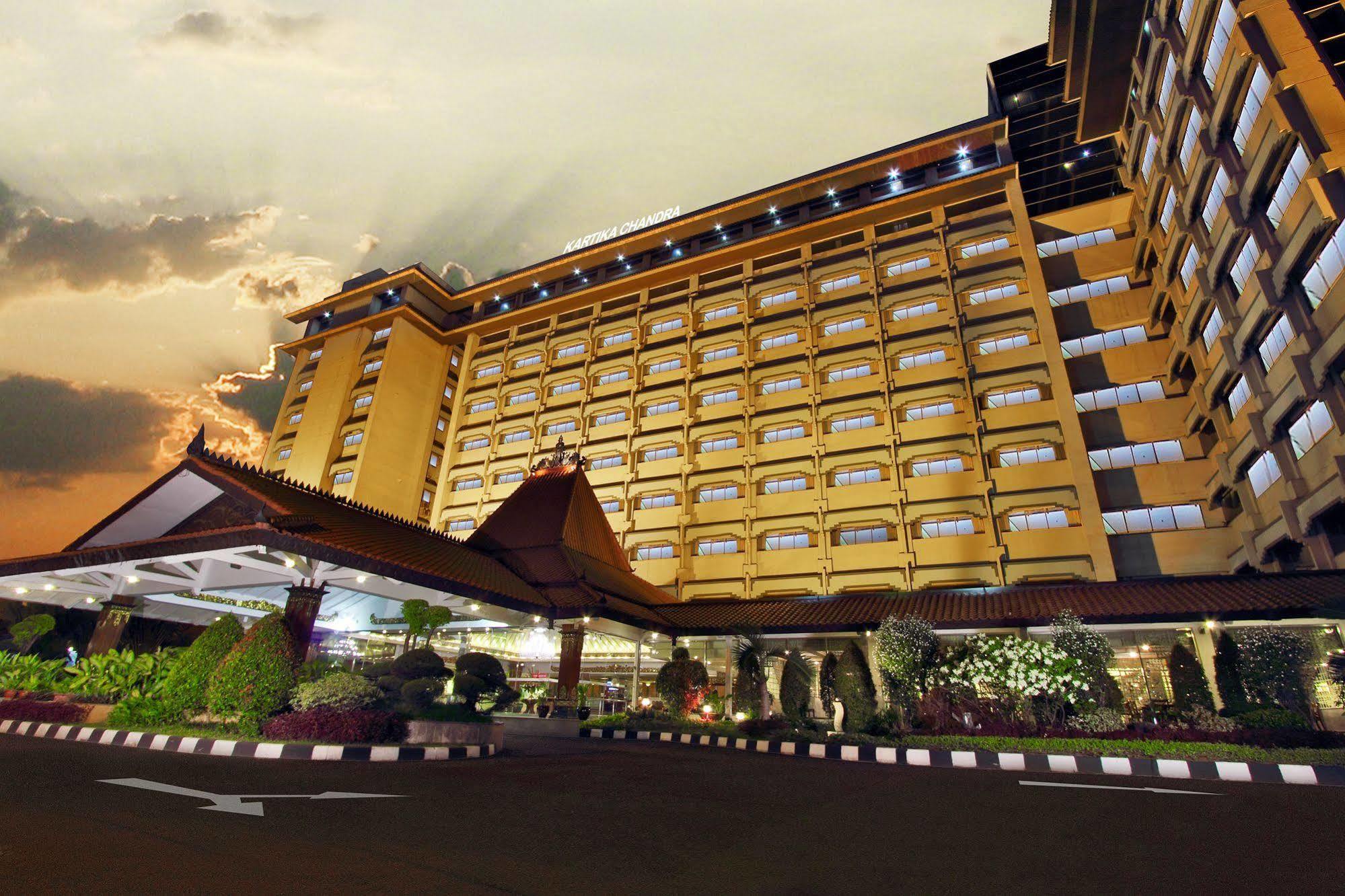 Kartika Chandra Hotel Джакарта Екстер'єр фото